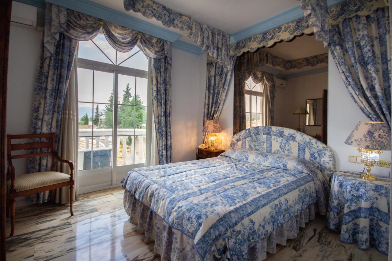 Hotel Hidalgo Martos Eksteriør bilde