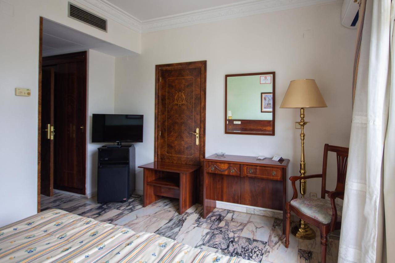 Hotel Hidalgo Martos Eksteriør bilde