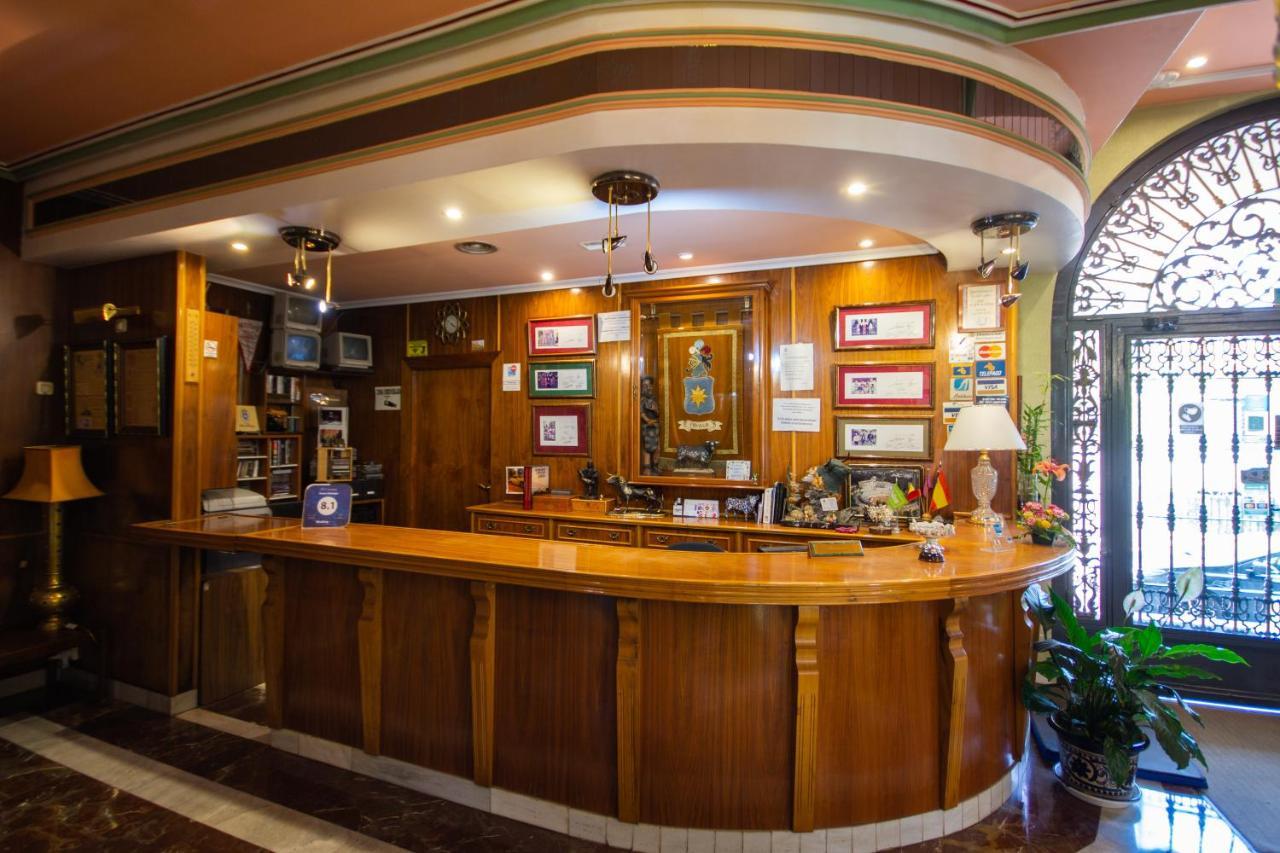 Hotel Hidalgo Martos Eksteriør bilde