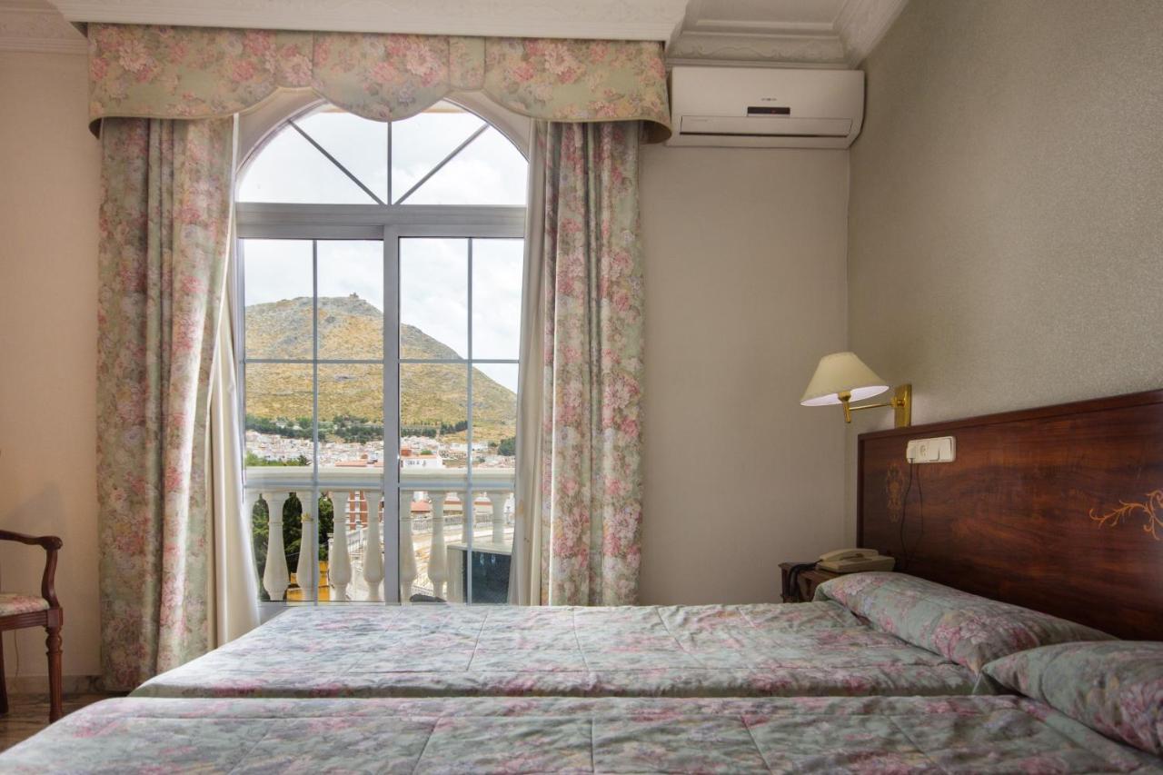 Hotel Hidalgo Martos Eksteriør bilde